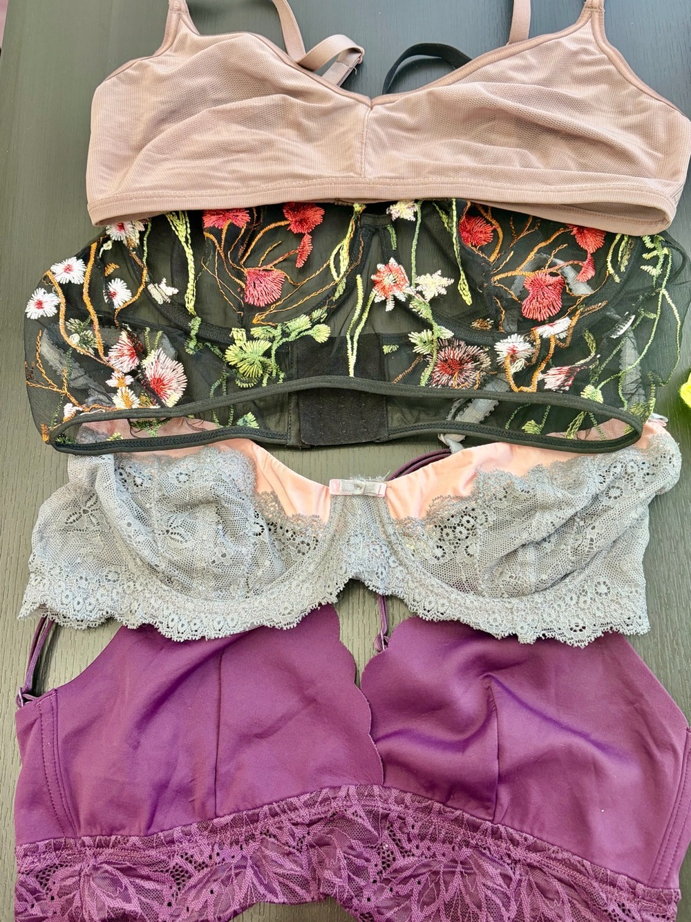 Women’s Lace & Floral Bra Collection in Multiple Colors - Picture 6 of 7